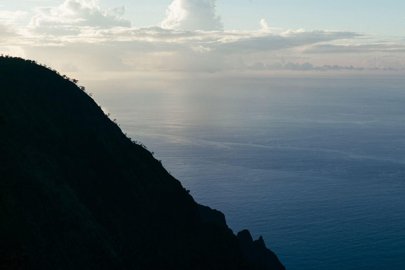 Ridge and Pacific Ocean behind it, at Sunset, Koke'e State Park, Kaua'i, Hawaii