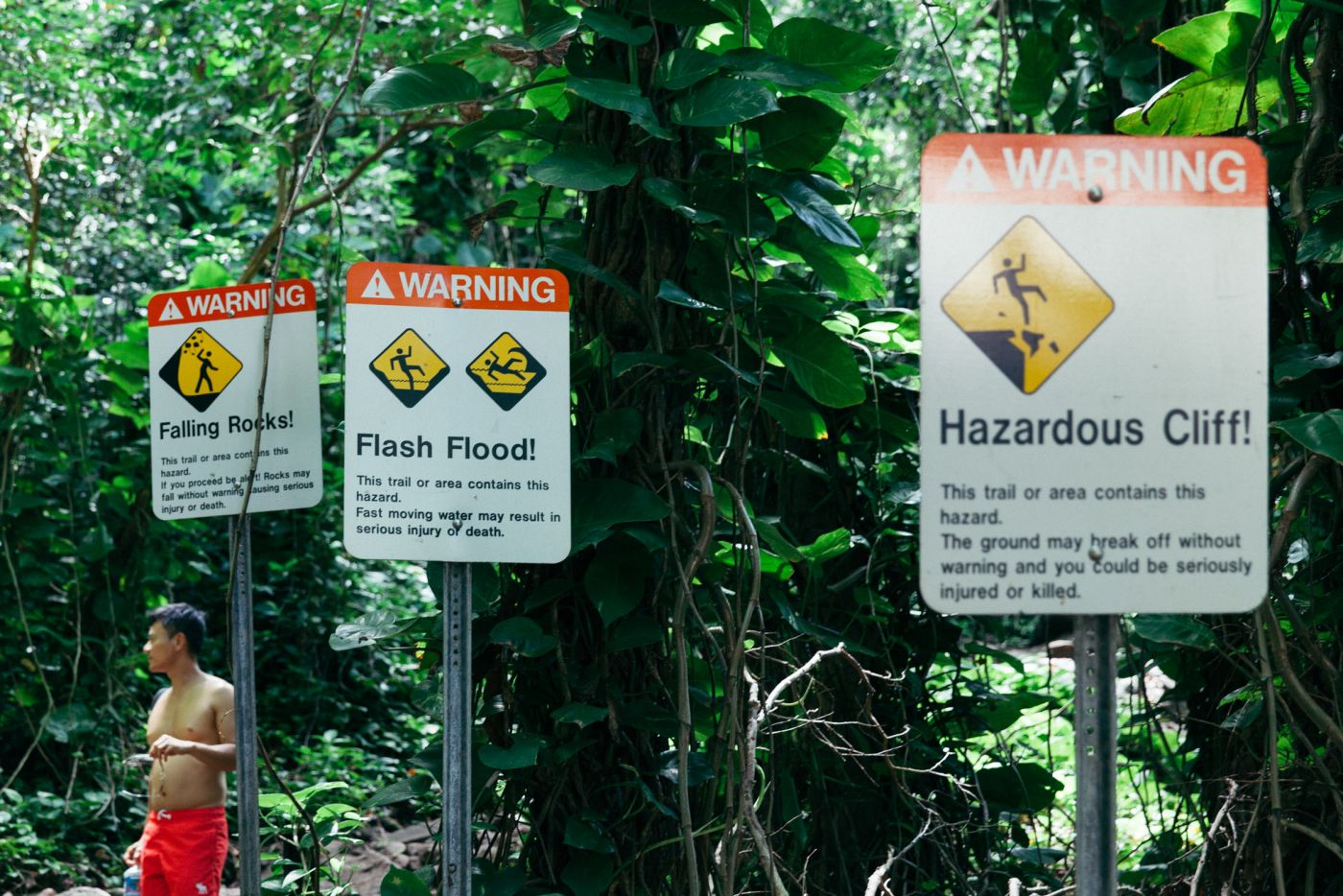 Signs at trailhead, Kalalau Trail, Kaua'i, Hawaii